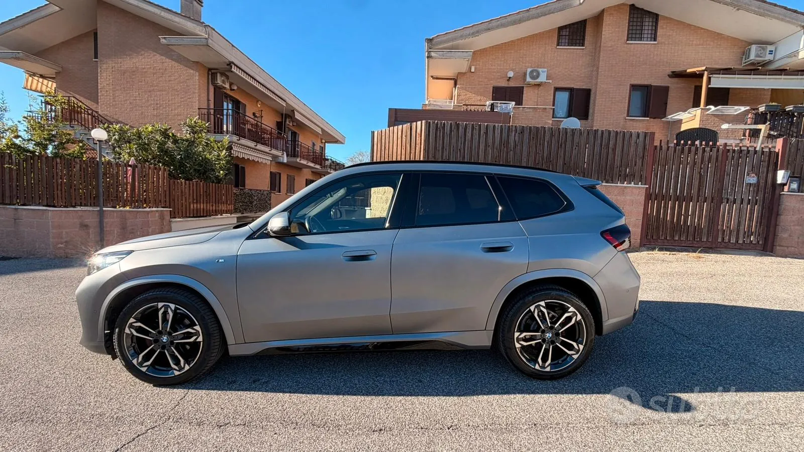 BMW X1 2023 photo 2