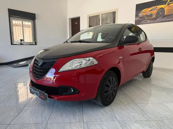Lancia Ypsilon 2014 photo 2