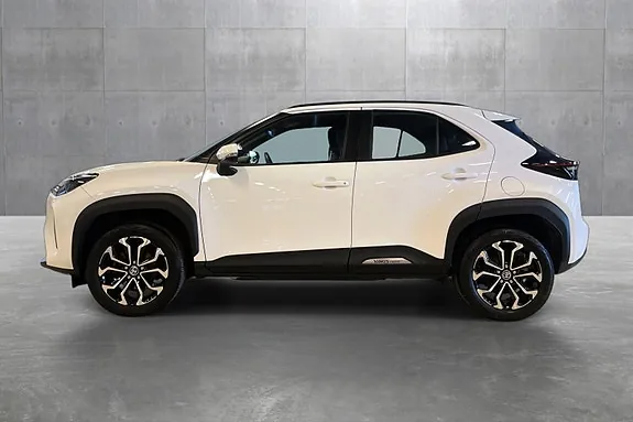 Toyota Yaris Cross 2023 photo 2