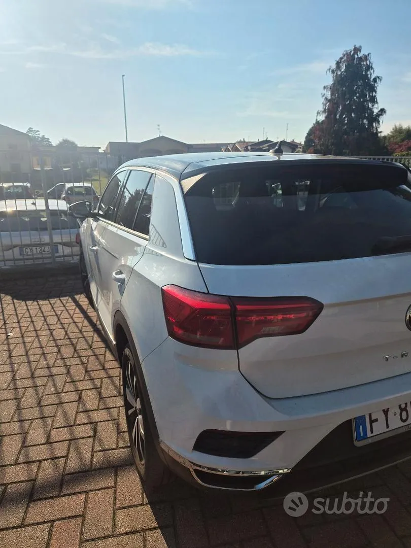 Volkswagen T-Roc 2019 photo 3