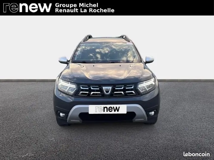 Dacia Duster 2022 photo 2