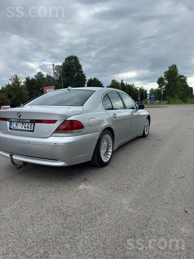 BMW 730 2003 photo 4