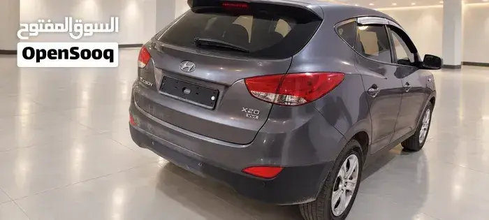 Hyundai Tucson 2011 photo 2