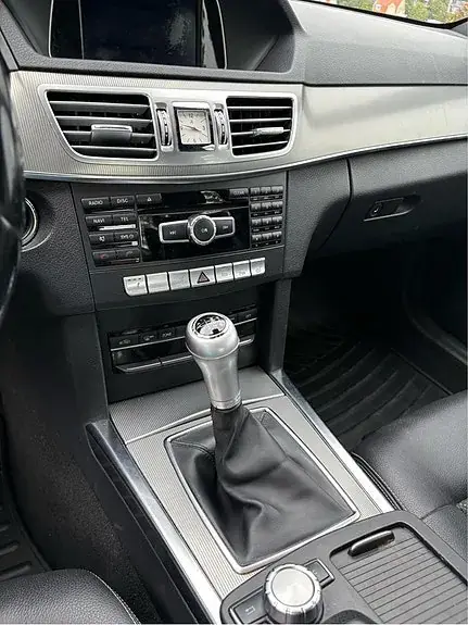 Mercedes-Benz E220 2014 photo 2