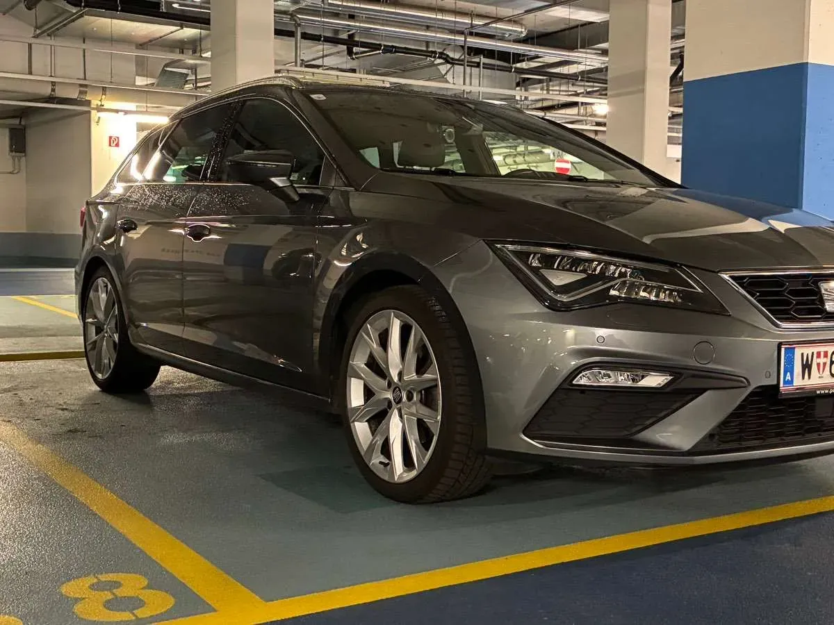 Seat Leon 2017 photo 2