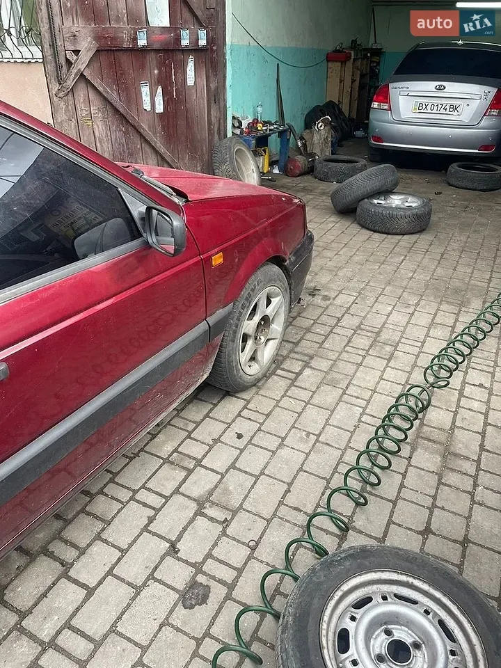 Volkswagen Passat 1992 photo 3