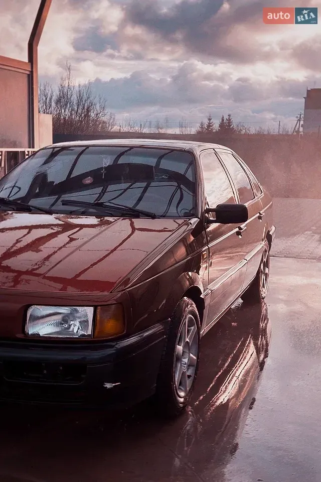 Volkswagen Passat 1992 photo 2