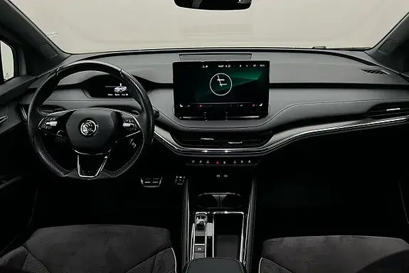 Skoda Enyaq 2023 photo 3