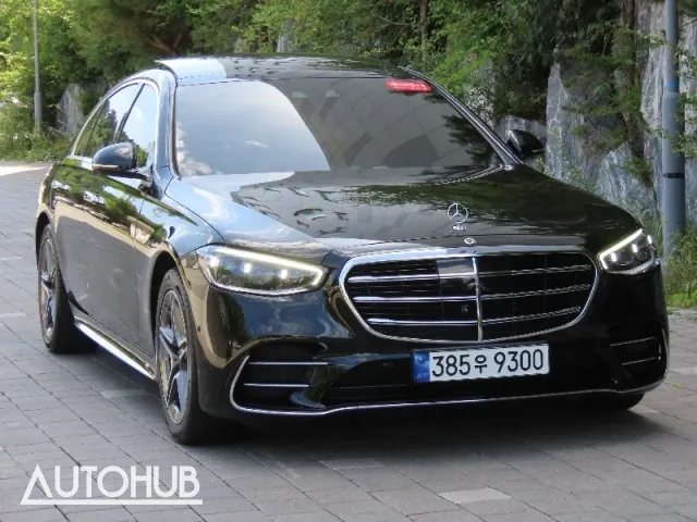 Mercedes-Benz S-Class 2023 photo 2