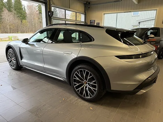 Porsche Taycan 2022 photo 4
