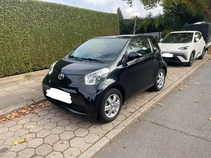 Toyota Iq