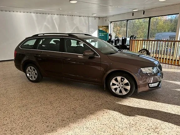 Skoda Octavia 2014 photo 4