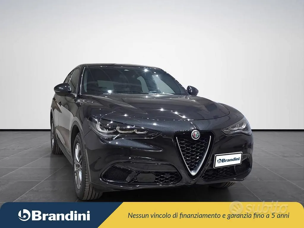 Alfa Romeo Stelvio 2023 photo 4