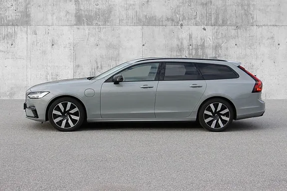 Volvo V90 2025 photo 4