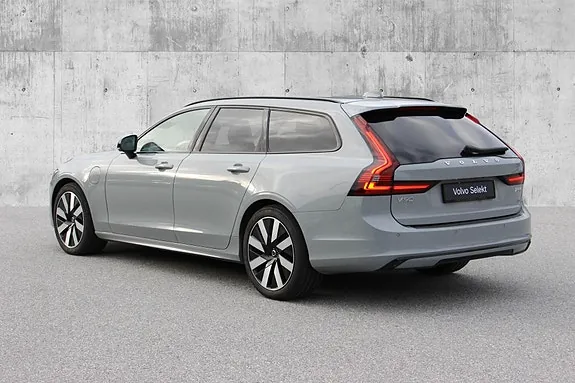 Volvo V90 2025 photo 5