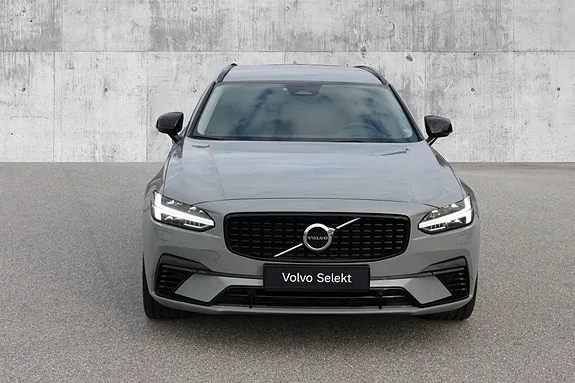 Volvo V90 2025 photo 2