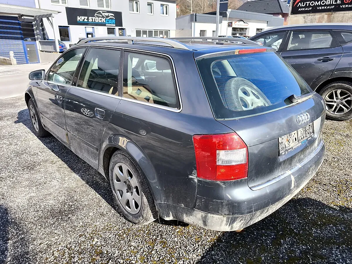 Audi A4 2004 photo 3