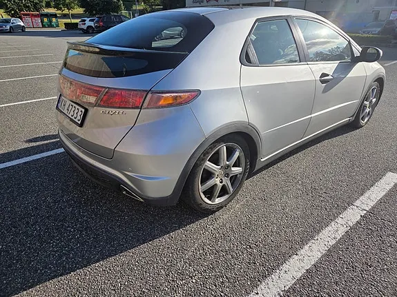 Honda Civic 2007 photo 2