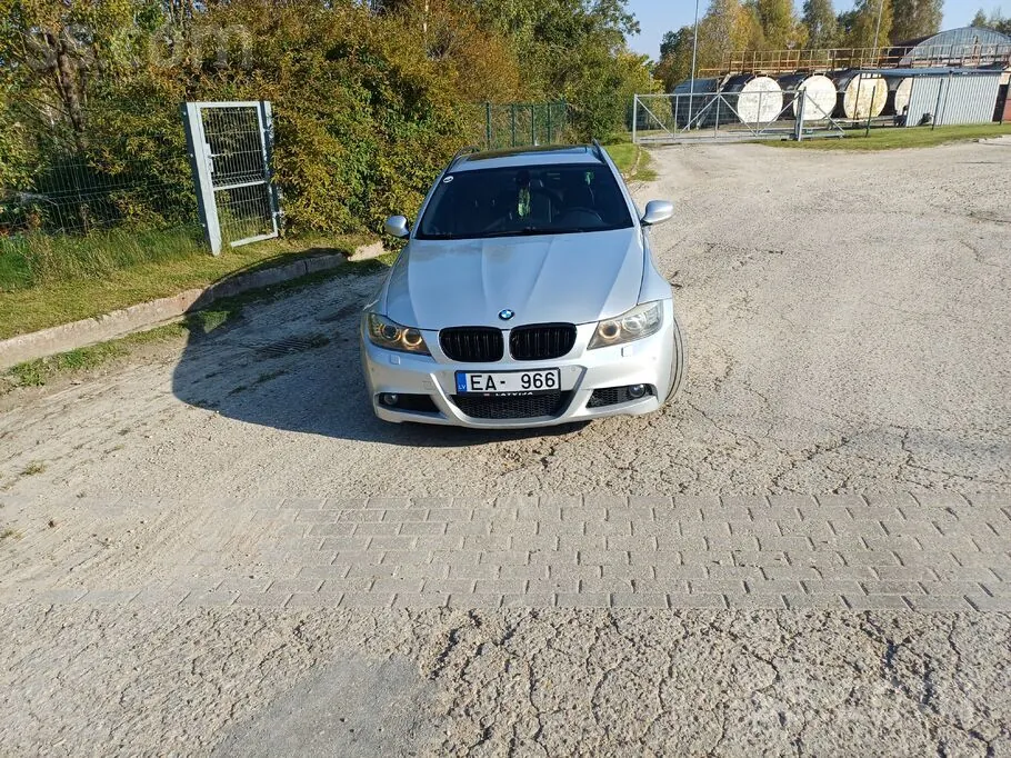 BMW E91 2006 photo 2