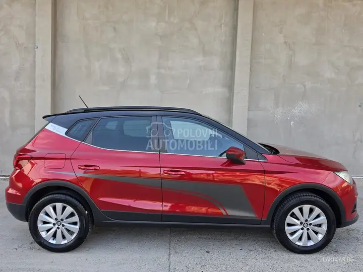 Seat Arona 2018 photo 3