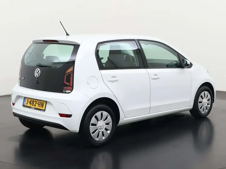 Volkswagen Up 2018 photo 4