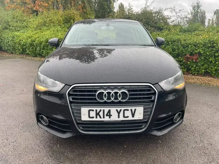 Audi A1 2014 photo 3