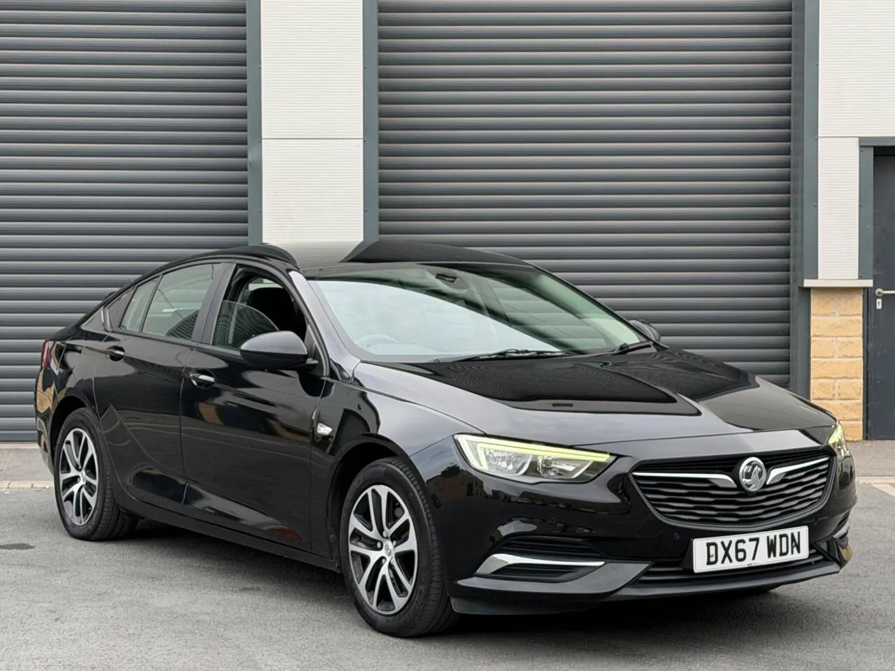 Vauxhall Insignia 2017 photo 3