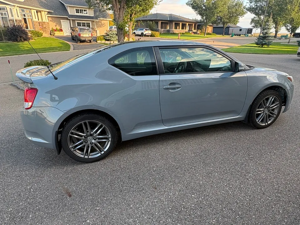 Toyota Scion Tc 2012 photo 3