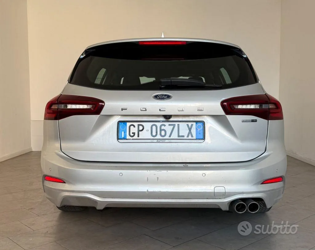 Ford Focus 2023 photo 5