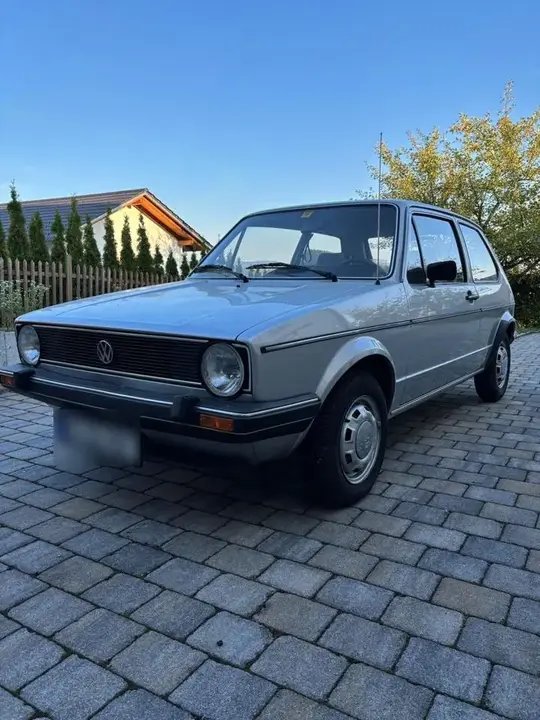 Volkswagen Golf 1
