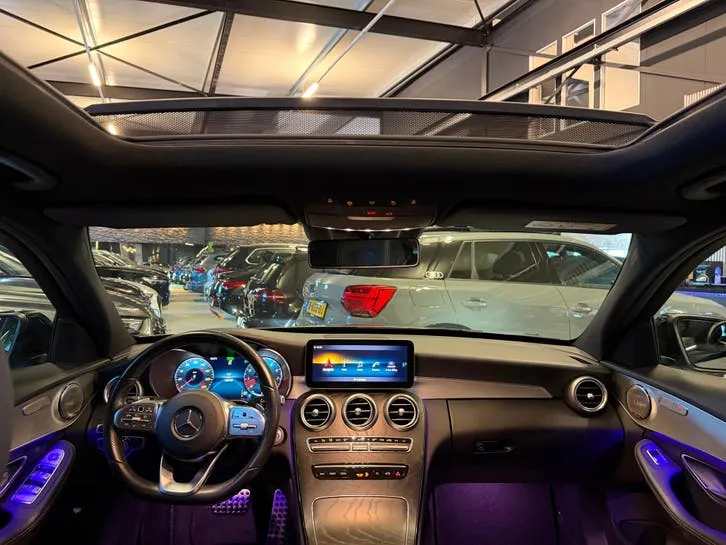 Mercedes-Benz C-Class 2019 photo 3