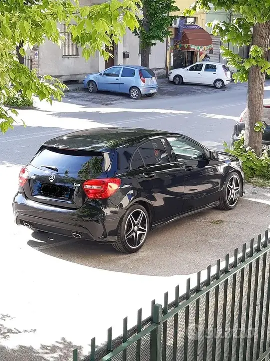 Mercedes-Benz A 2013 photo 2