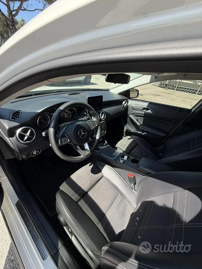 Mercedes-Benz A-Class 2016 photo 5