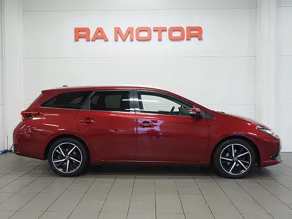 Toyota Auris 2017 photo 4