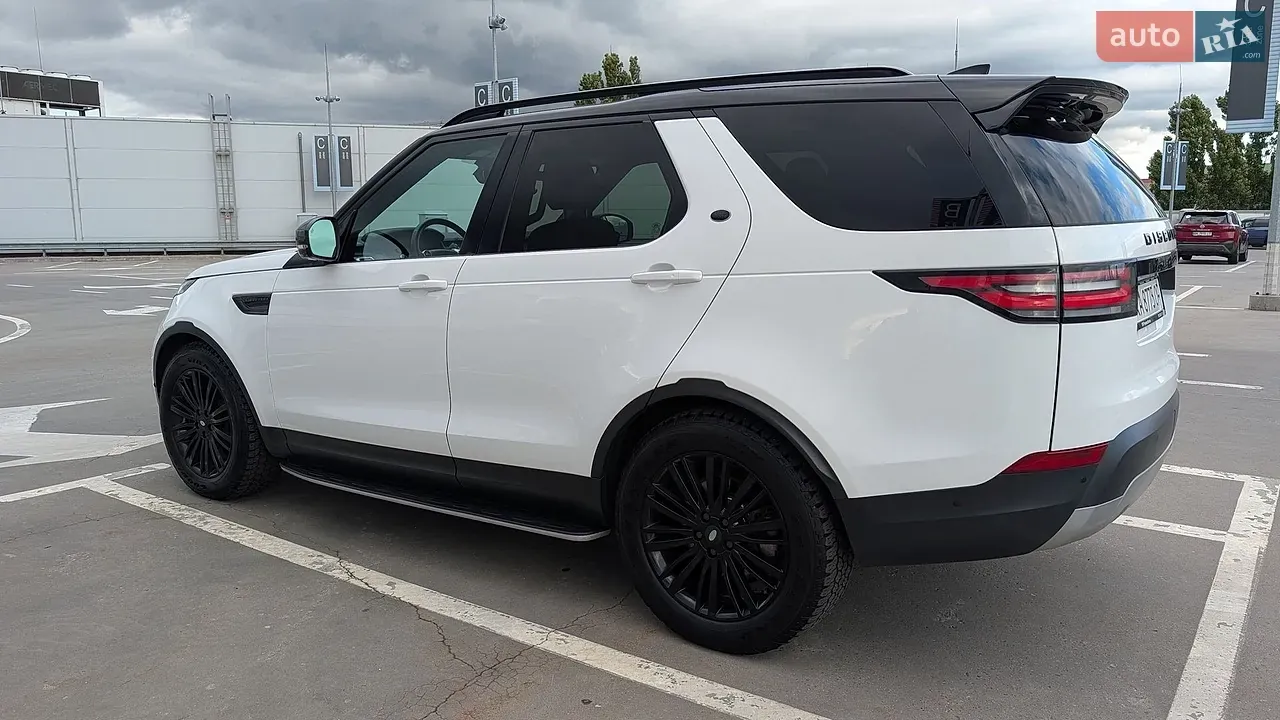 Land Rover Discovery 2017 photo 5