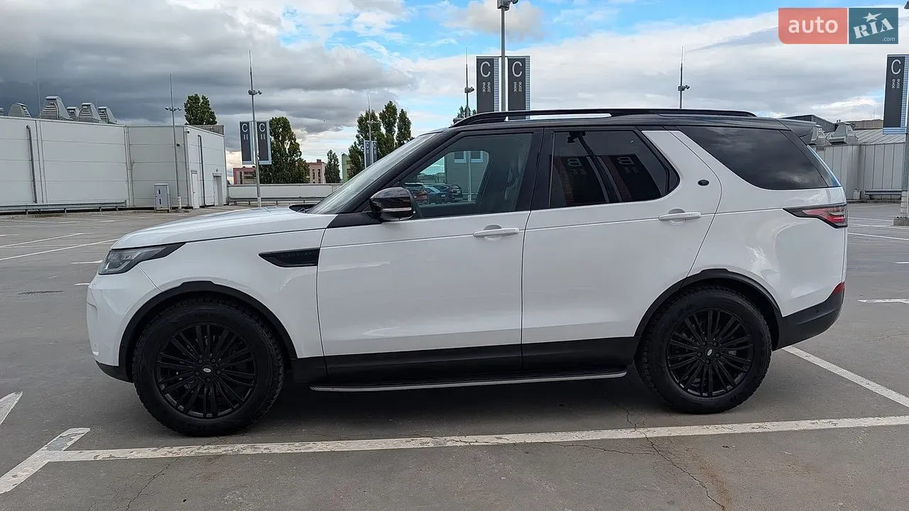 Land Rover Discovery 2017 photo 4