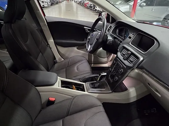 Volvo V40 Cross Country 2016 photo 4