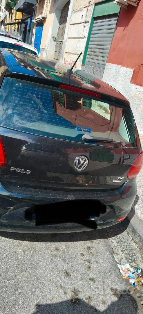 Volkswagen Polo 2015 photo 2