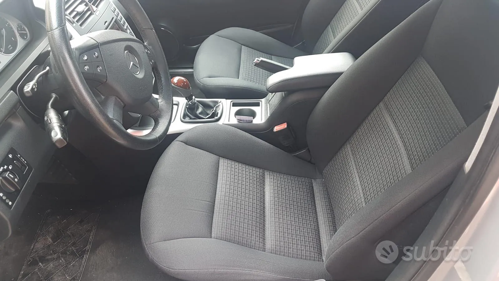 Mercedes-Benz B 2009 photo 5