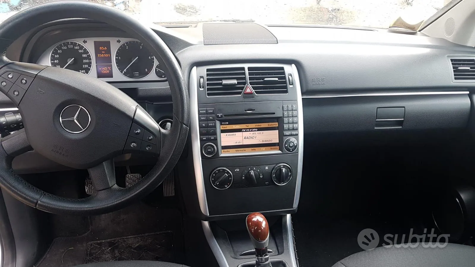 Mercedes-Benz B 2009 photo 2