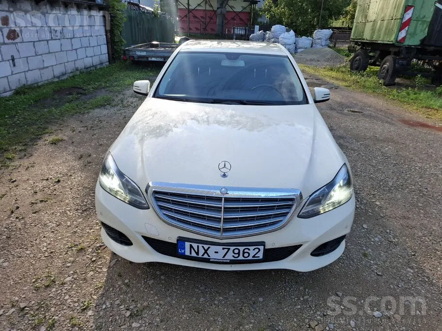 Mercedes-Benz E200 2013 photo 5