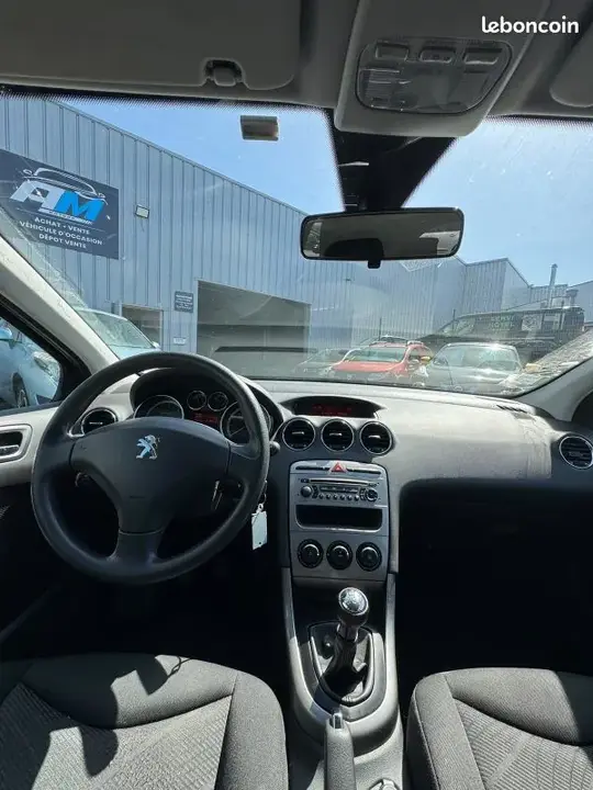 Peugeot 308 2013 photo 5