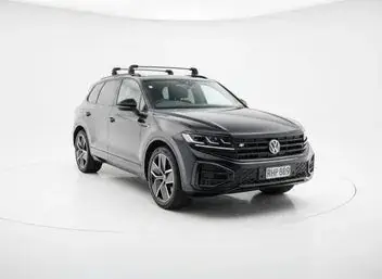 Volkswagen Touareg 2024 photo 2