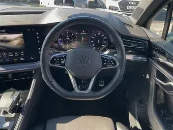 Volkswagen Touareg 2024 photo 3