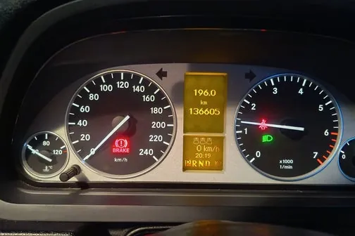 Mercedes-Benz B 200