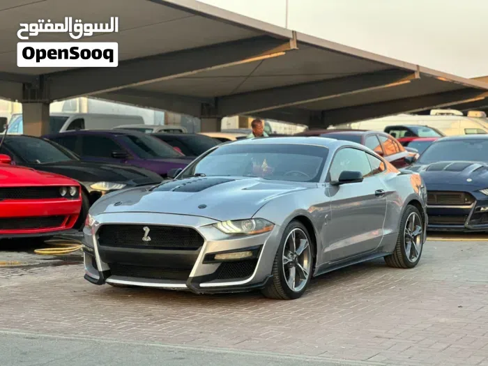 Ford Mustang 2020 photo 2