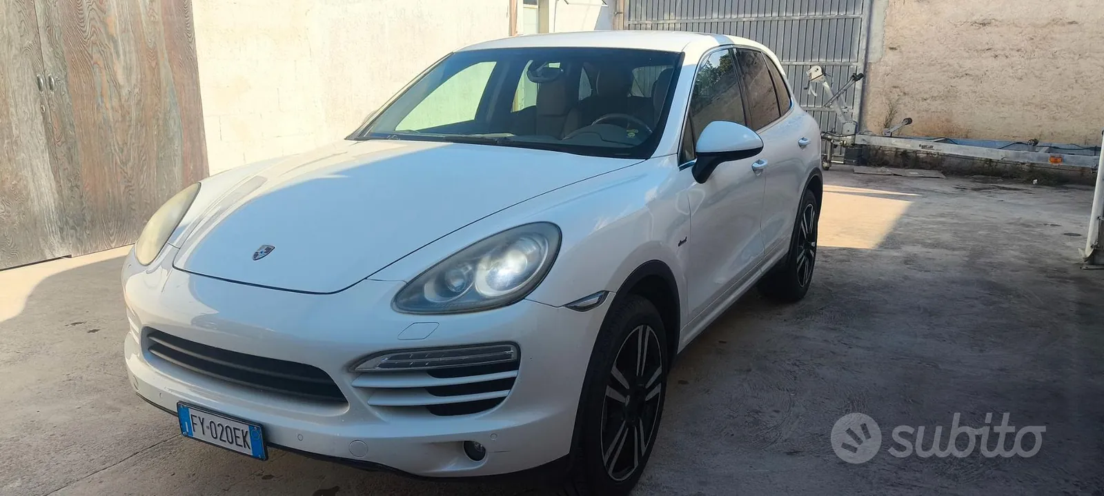 Porsche Cayenne 2011 photo 3