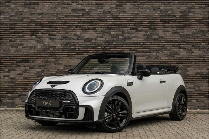 Mini Cabrio 2023 photo 2