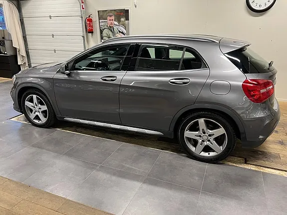 Mercedes-Benz Gla180 2016 photo 5