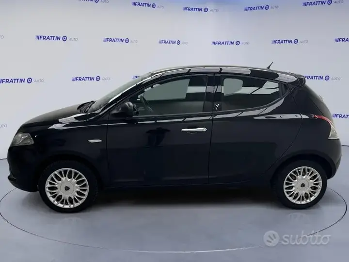 Lancia Ypsilon 2016 photo 5